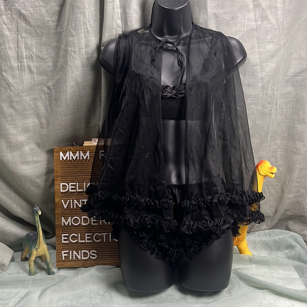 Chic Lingerie Co Three (3) Piece Vintage Black Nylon Negligee Set | Small